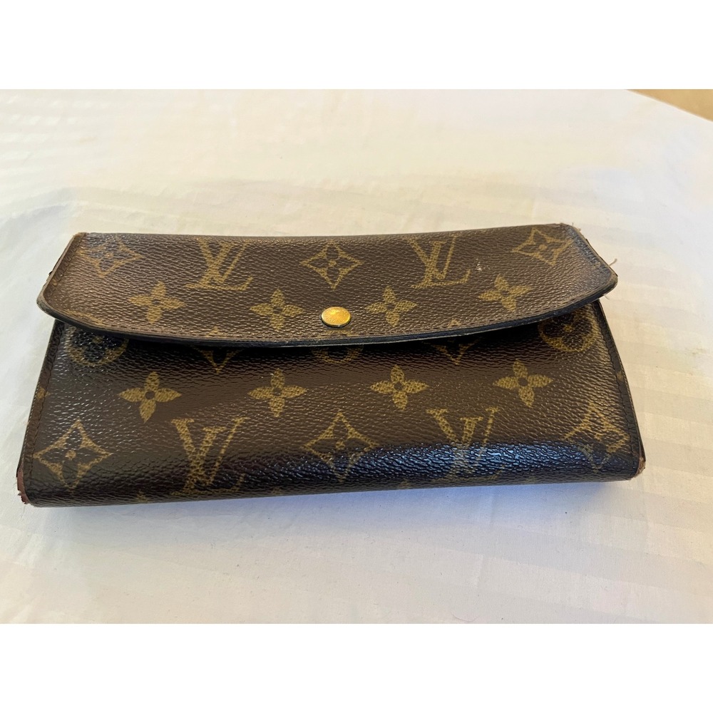 Louis Vuitton Monogram Vintage International Trifold Long Wallet